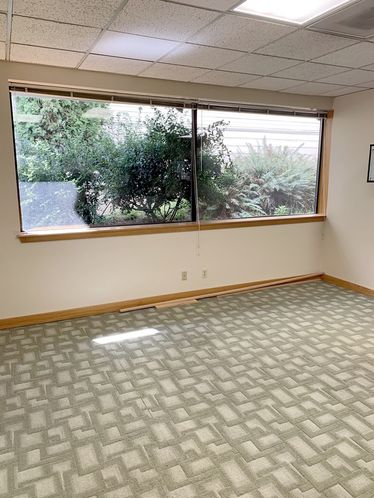 Sale/Lease Opportunity In Downtown Portland: 140 SW Arthur St, Portland, OR 97201